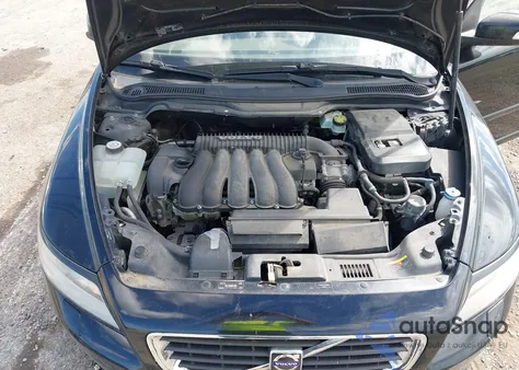 2010 Volvo S40 2.4I из США, поврежденный, VIN YV1382MS1A2489585